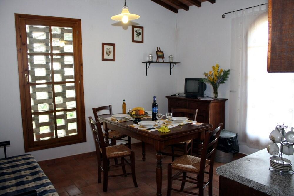 Agriturismo Le Docce Castelfiorentino Kültér fotó