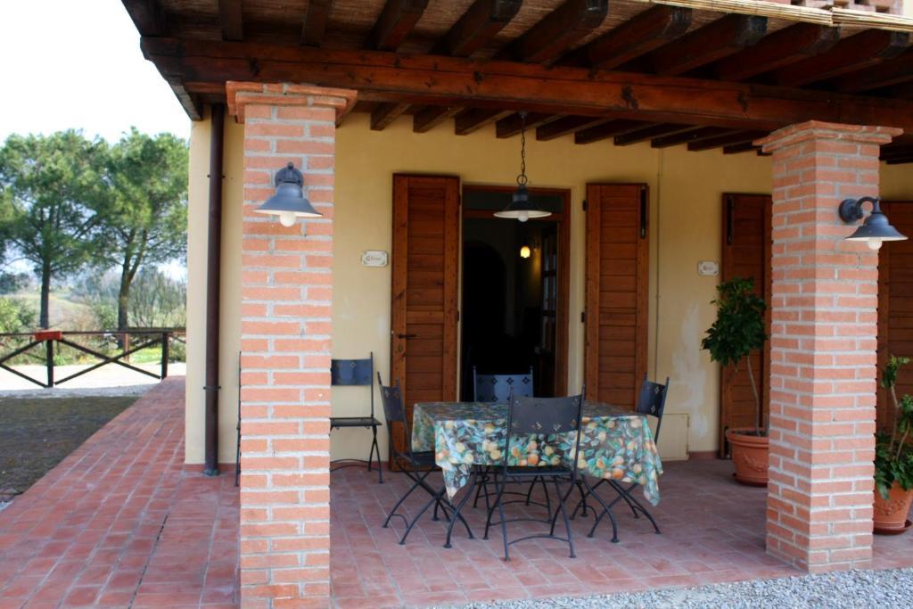 Agriturismo Le Docce Castelfiorentino Szoba fotó